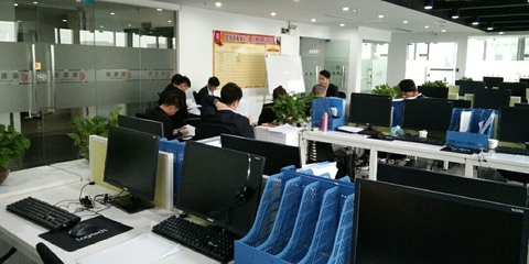 荣易商务信息咨询 企业发展的专业导航者